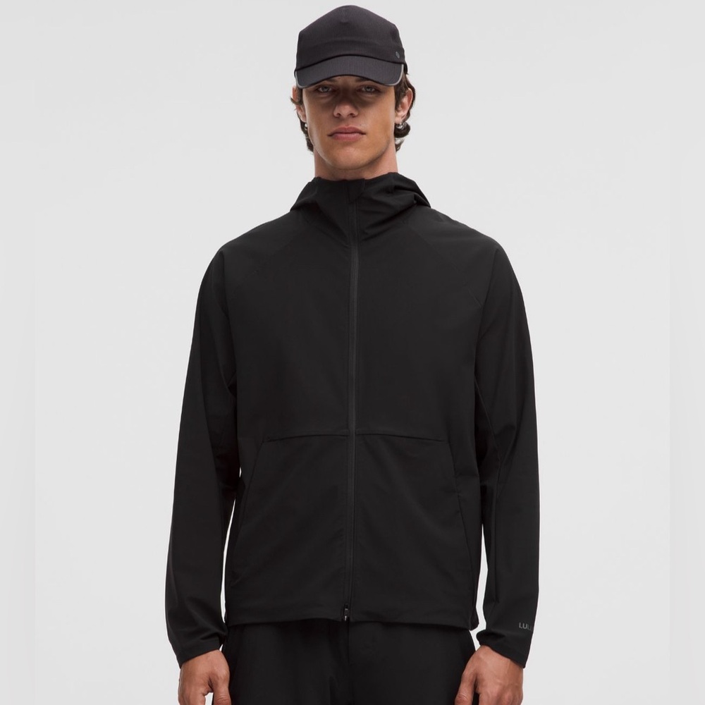 Lululemon Men’s “Pace Breaker” Jacket (S) *BESTSELLER*